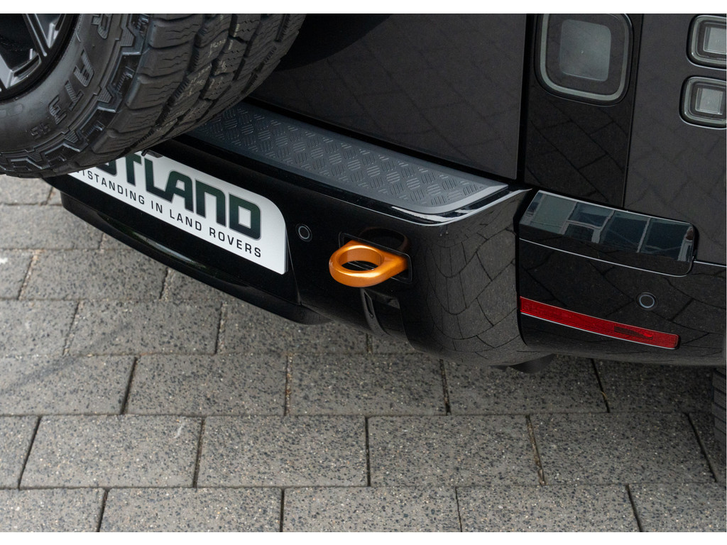 Land Rover Defender 110 P300e 110 X-Dynamic HSE - 19