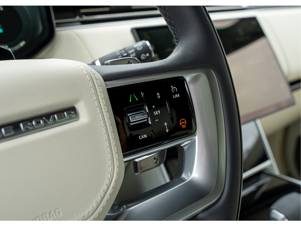 Land Rover Range Rover P550e Autobiography - 16