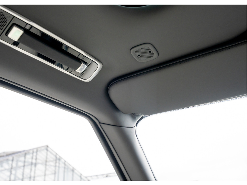 Land Rover Range Rover P550e Autobiography - 17