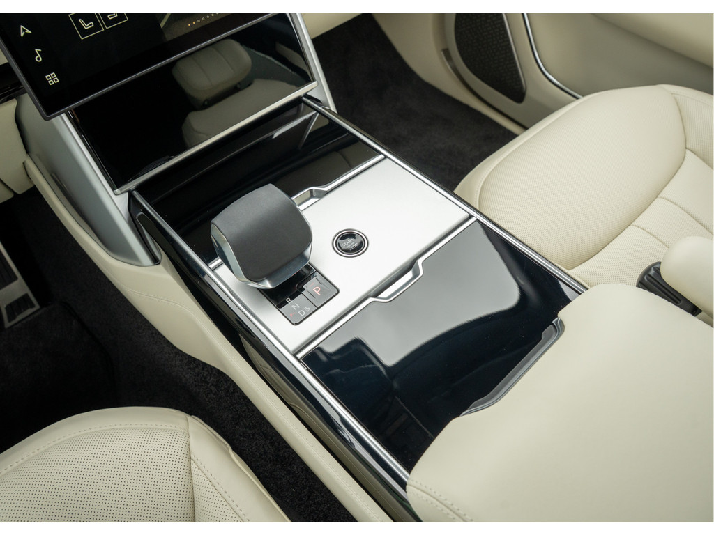 Land Rover Range Rover P550e Autobiography - 27