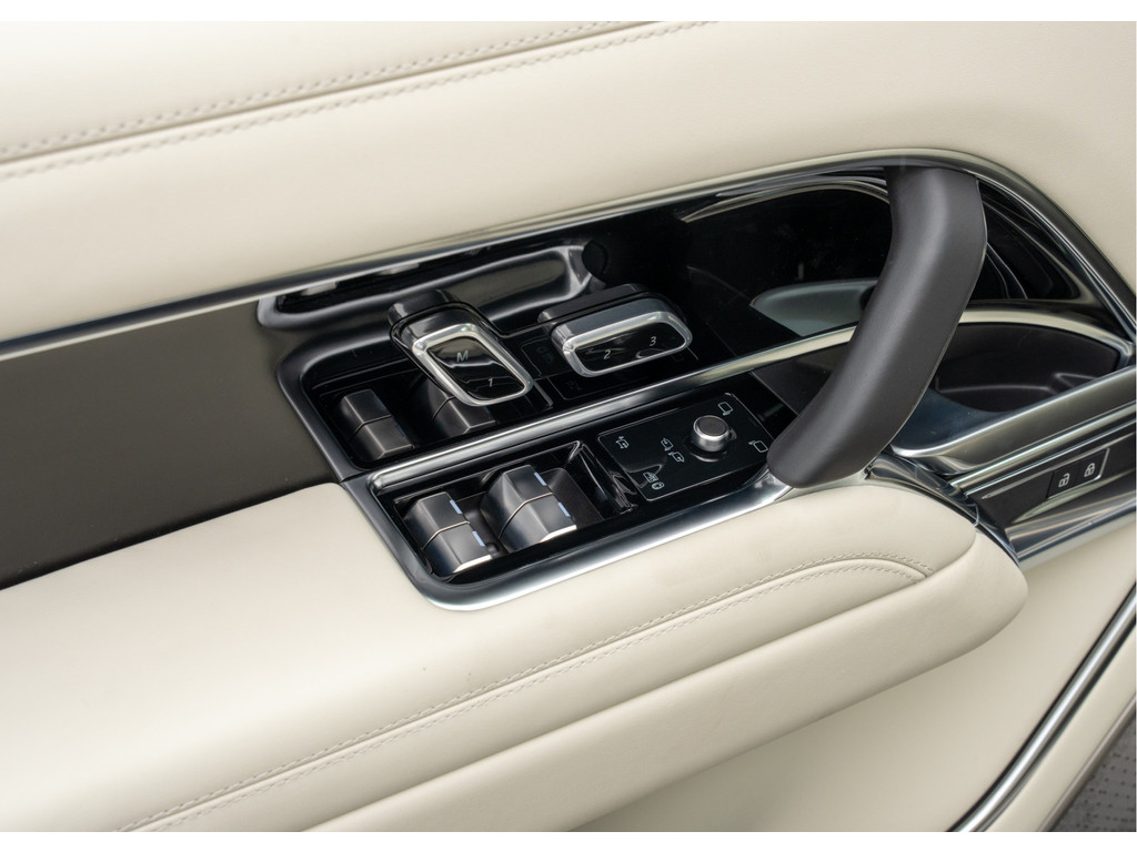 Land Rover Range Rover P550e Autobiography - 29