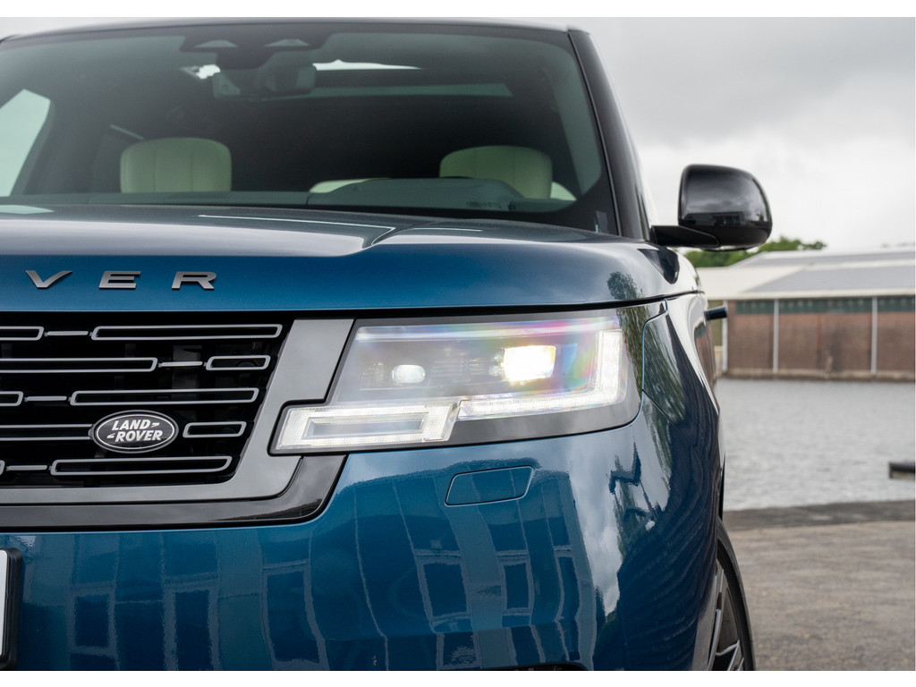 Land Rover Range Rover P550e Autobiography - 47
