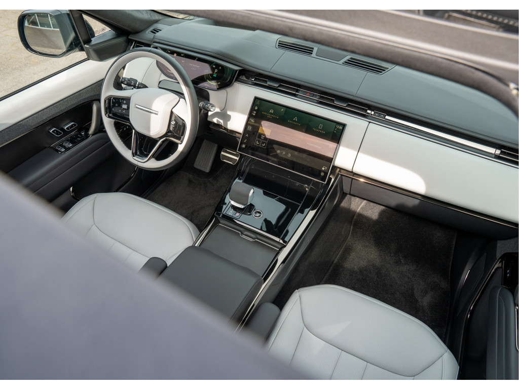 Land Rover Range Rover Sport P550e Autobiography - 11