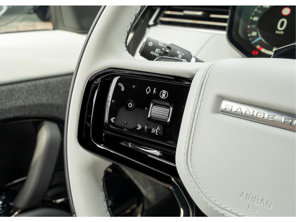 Land Rover Range Rover Sport P550e Autobiography - 18
