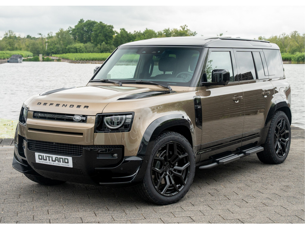Land Rover Defender 110 P300e 110 X-Dynamic HSE - 0