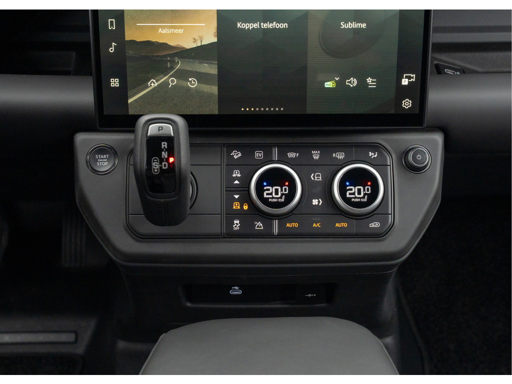 Land Rover Defender 110 P300e 110 X-Dynamic HSE - 30