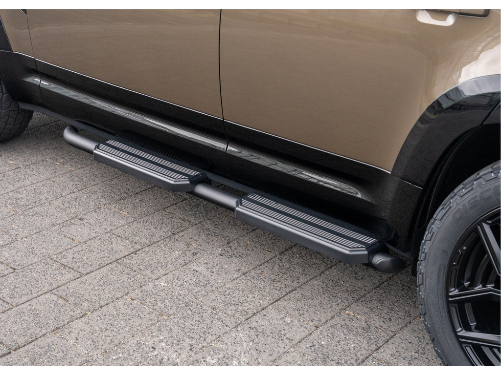 Land Rover Defender 110 P300e 110 X-Dynamic HSE - 46