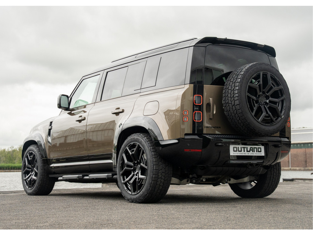 Land Rover Defender 110 P300e 110 X-Dynamic HSE - 5