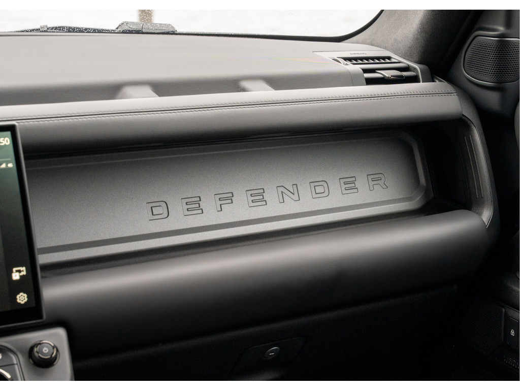 Land Rover Defender 110 P635 Octa - 34