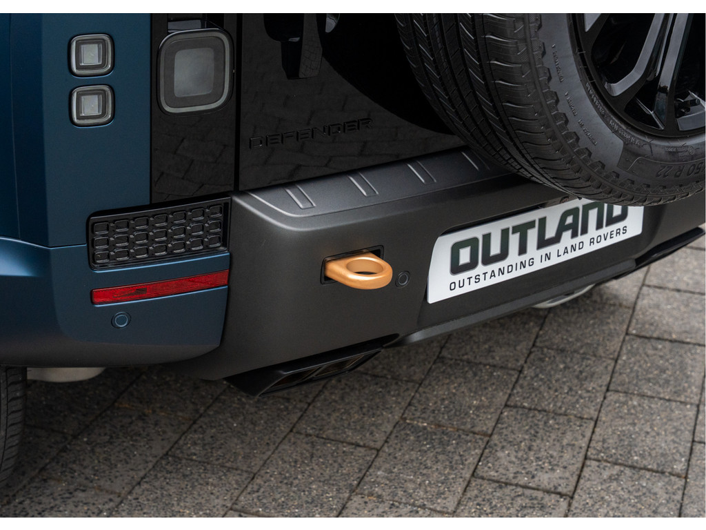 Land Rover Defender 110 P635 Octa - 54