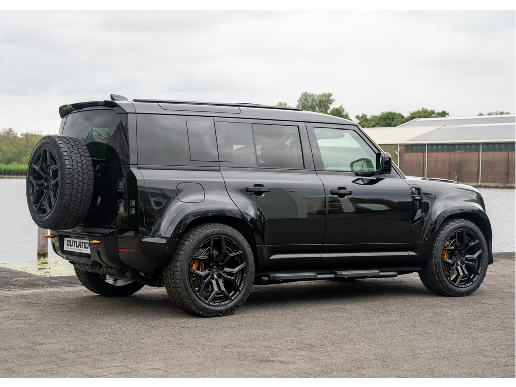 Land Rover Defender 110 P300e 110 HSE - 6