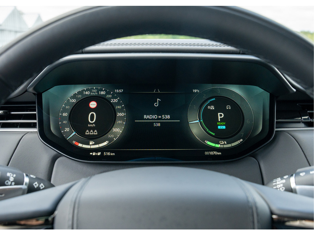 Land Rover Range Rover Sport P550e Autobiography - 17
