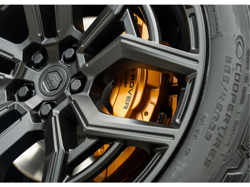 Land Rover Defender 110 P300e 110 X-Dynamic HSE - 10