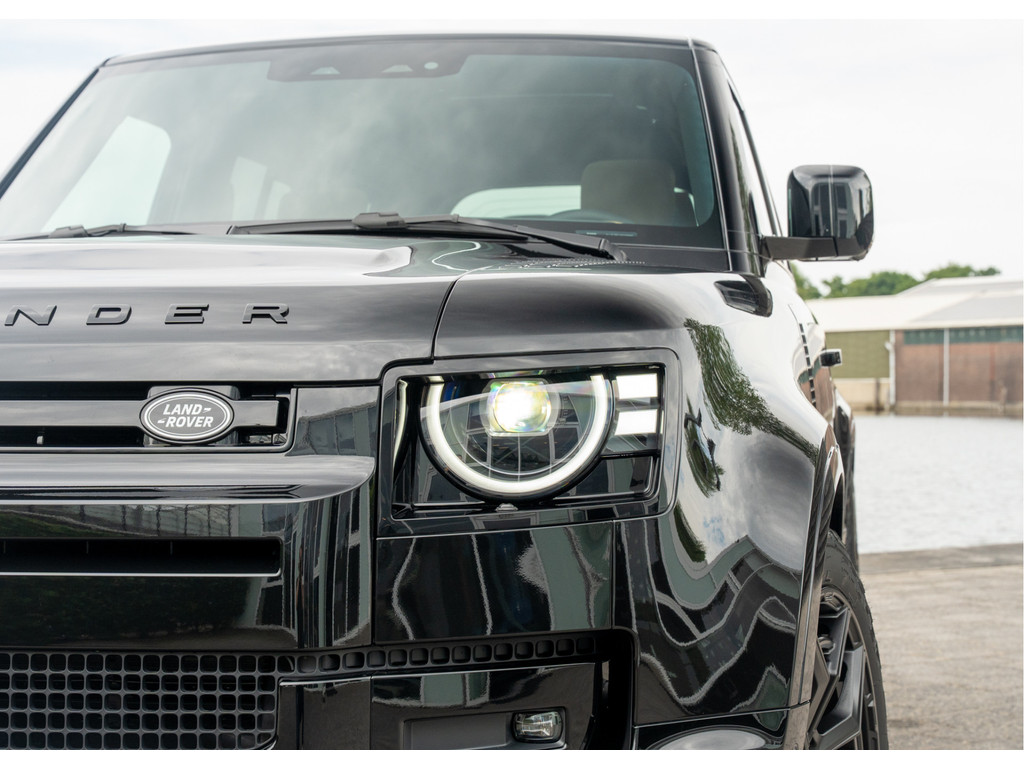 Land Rover Defender 110 P300e 110 X-Dynamic HSE - 41