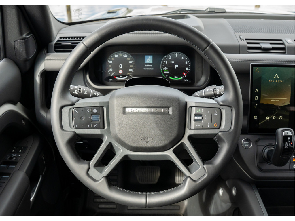 Land Rover Defender 110 P300e 110 X-Dynamic HSE - 24