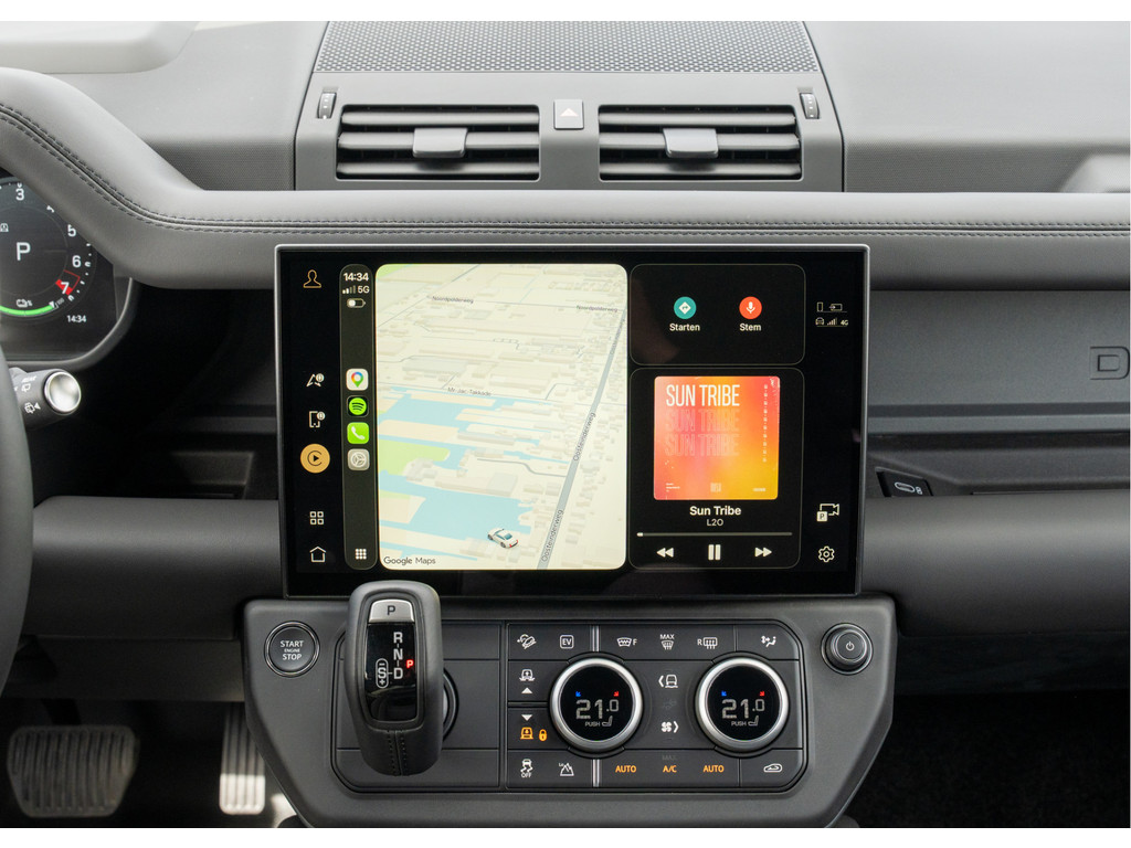 Land Rover Defender 110 P300e 110 X-Dynamic HSE - 40