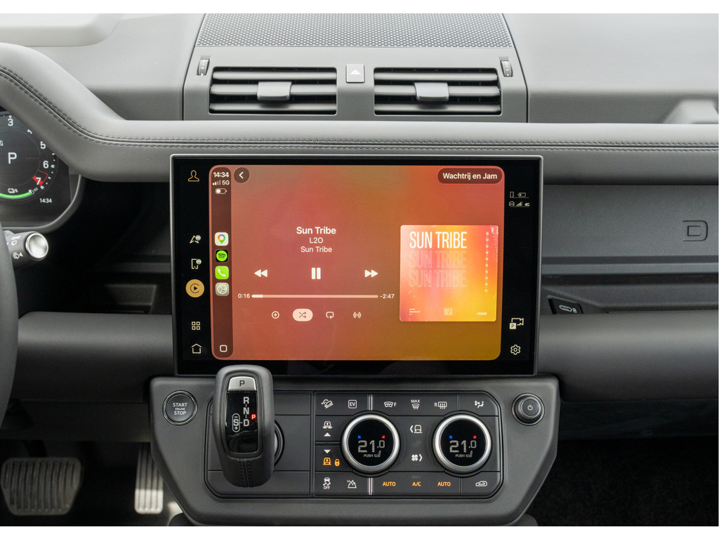 Land Rover Defender 110 P300e 110 X-Dynamic HSE - 41