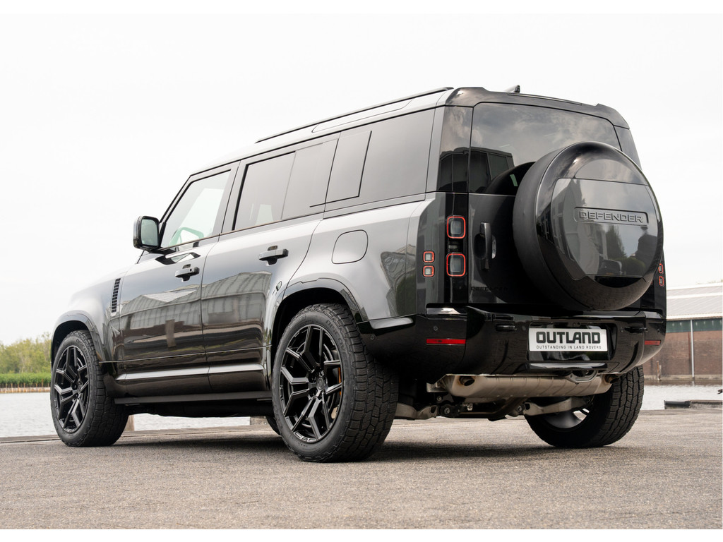 Land Rover Defender 110 P300e 110 X-Dynamic HSE - 4