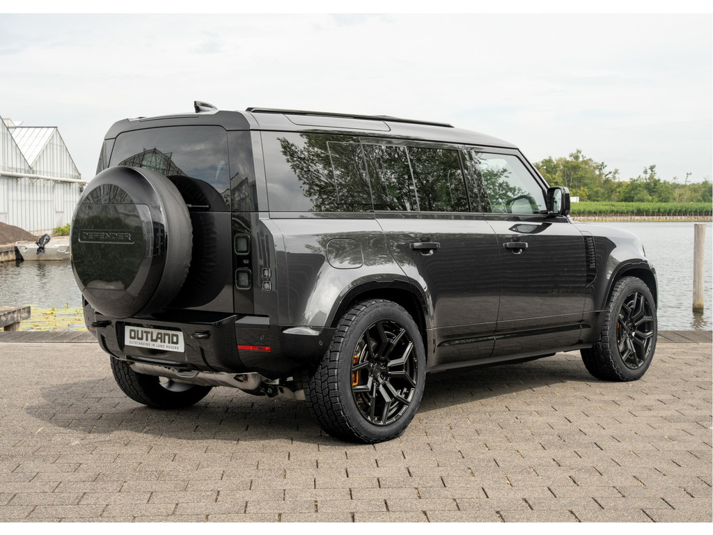 Land Rover Defender 110 P300e 110 X-Dynamic HSE - 5