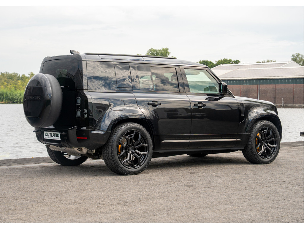 Land Rover Defender 110 P300e 110 X-Dynamic HSE - 4