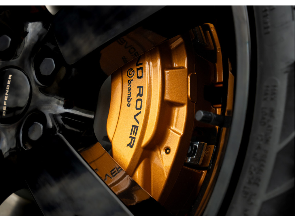 Land Rover Defender 110 P300e 110 X-Dynamic HSE - 14