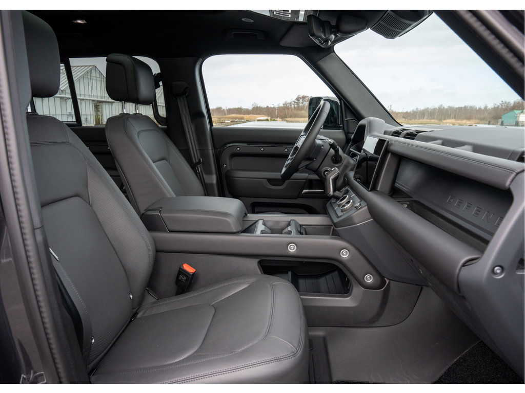 Land Rover Defender 110 P300e 110 X-Dynamic HSE - 16