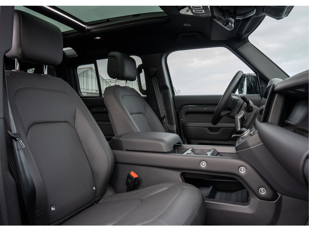 Land Rover Defender 110 P300e 110 X-Dynamic HSE - 20