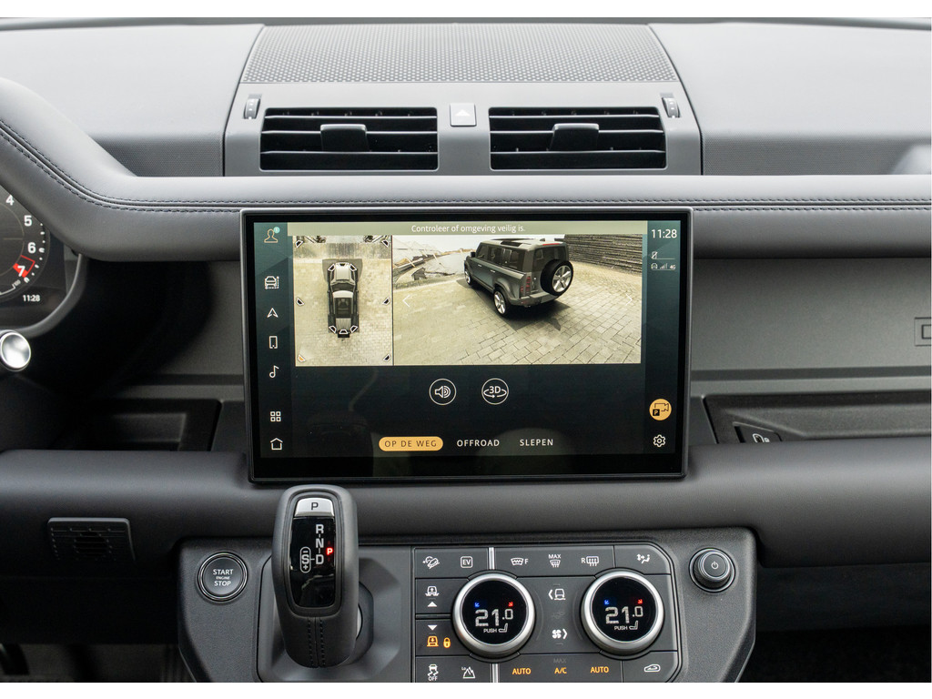 Land Rover Defender 110 P300e 110 X-Dynamic HSE - 36