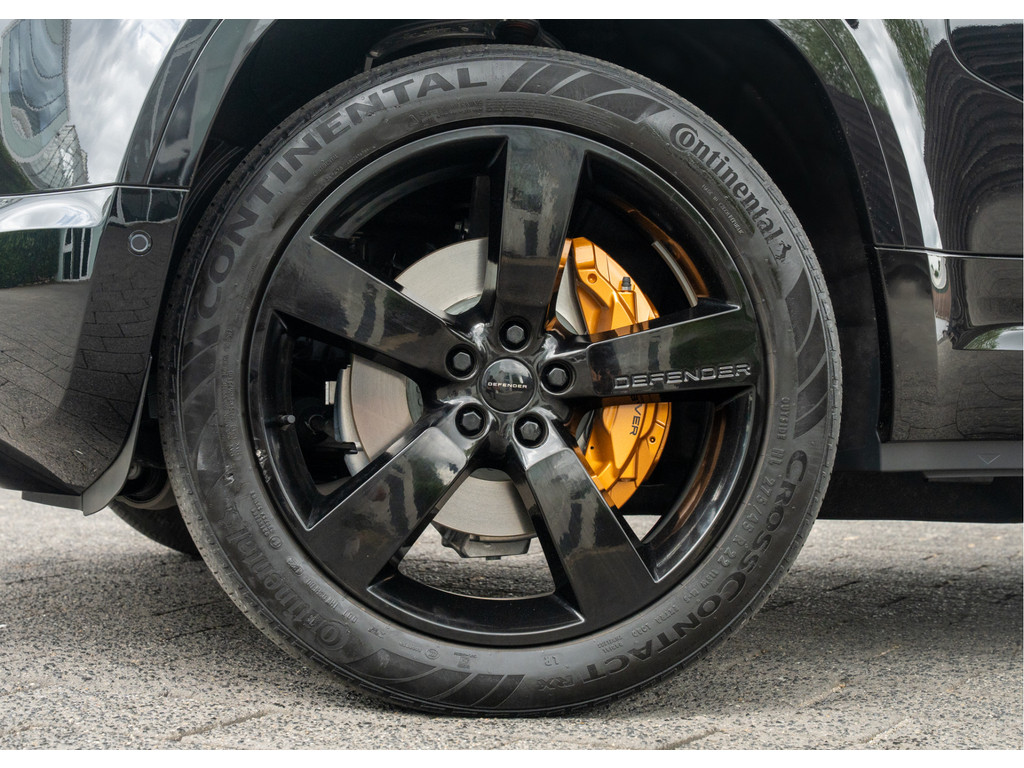 Land Rover Defender 110 P300e 110 X-Dynamic HSE - 14
