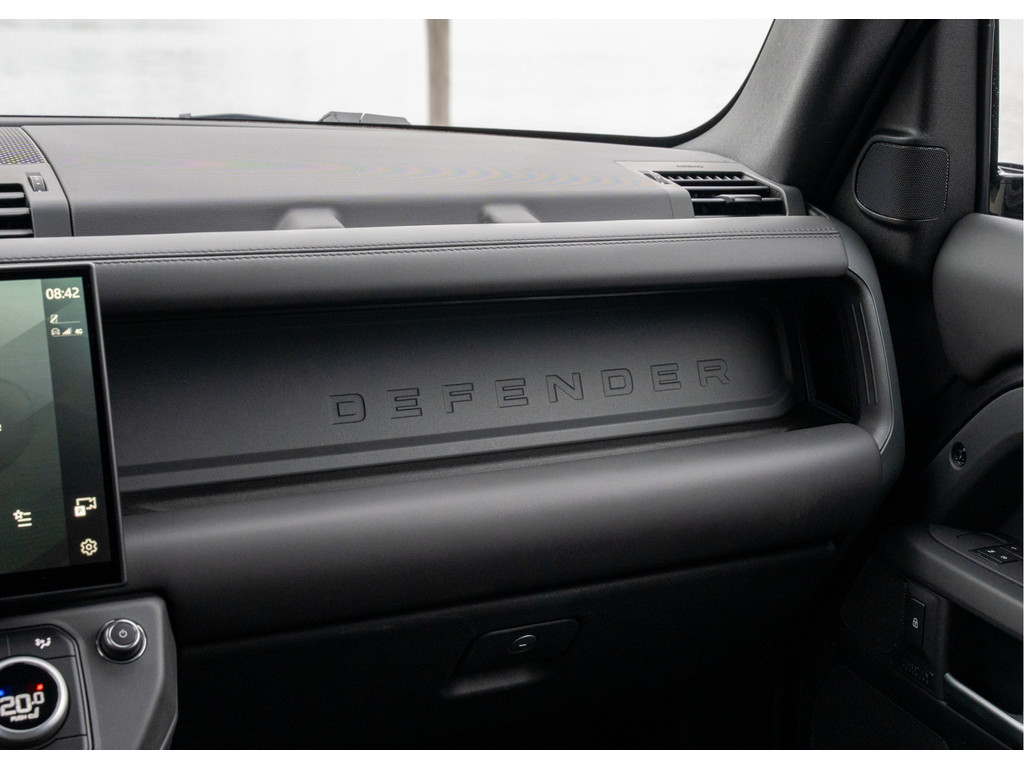 Land Rover Defender 110 P300e 110 X-Dynamic HSE - 33