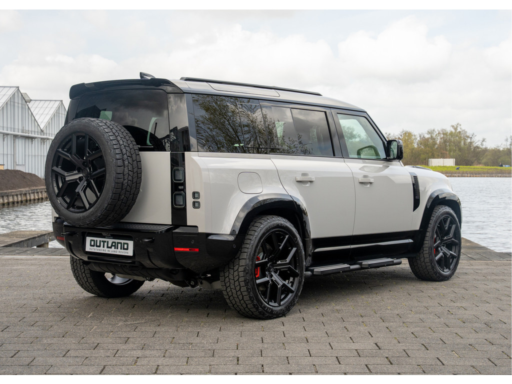 Land Rover Defender 110 P300e 110 X-Dynamic HSE - 13