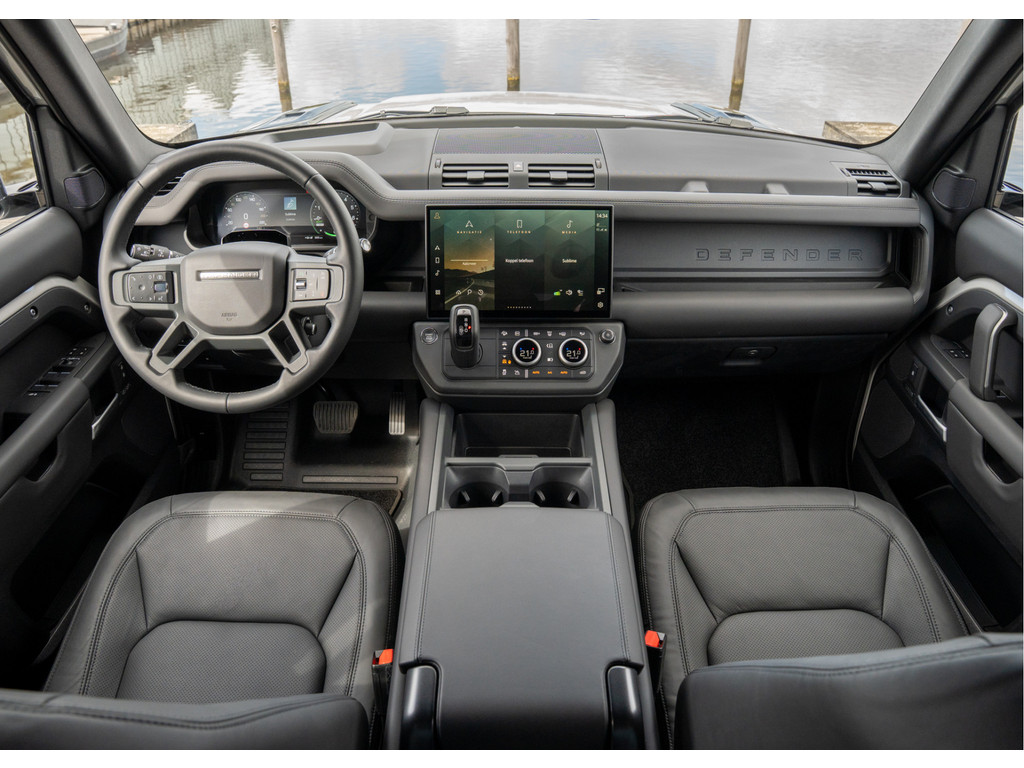 Land Rover Defender 110 P300e 110 X-Dynamic HSE - 16