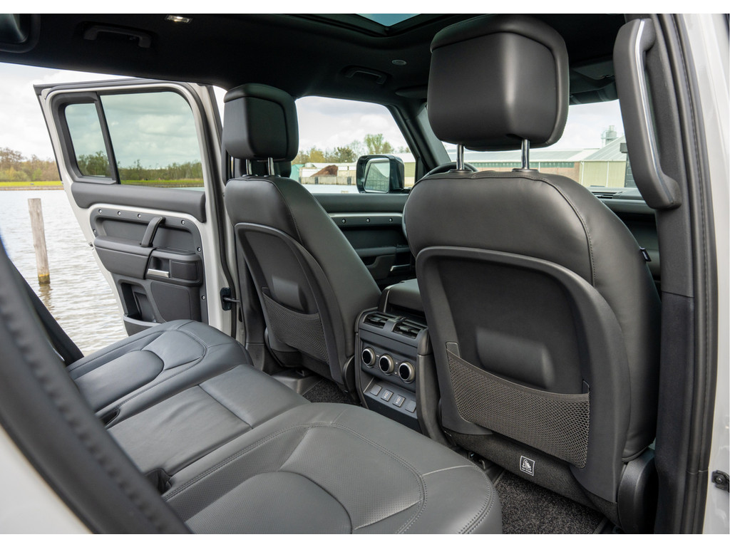 Land Rover Defender 110 P300e 110 X-Dynamic HSE - 22