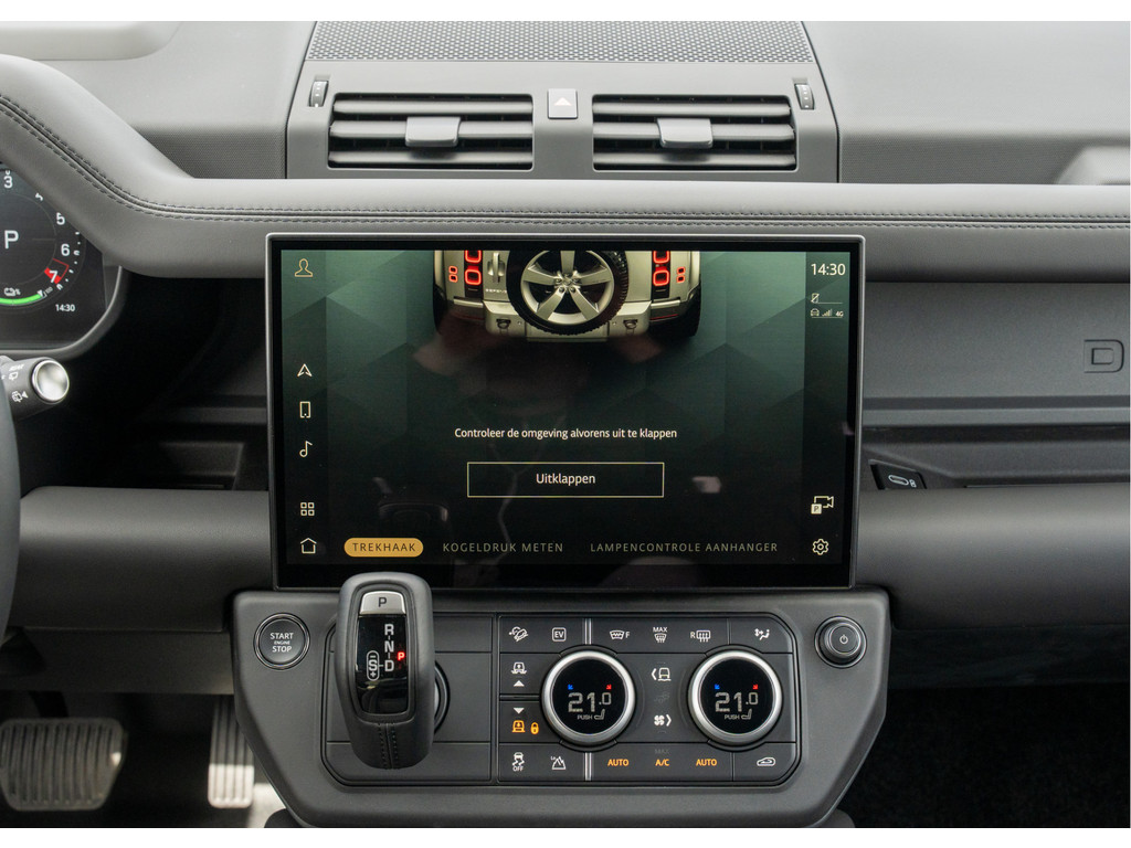 Land Rover Defender 110 P300e 110 X-Dynamic HSE - 37