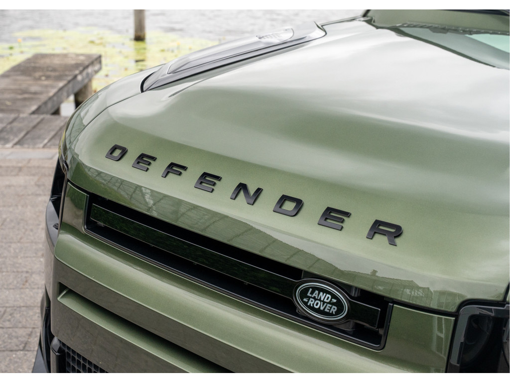 Land Rover Defender 110 P300e 110 X-Dynamic HSE - 47