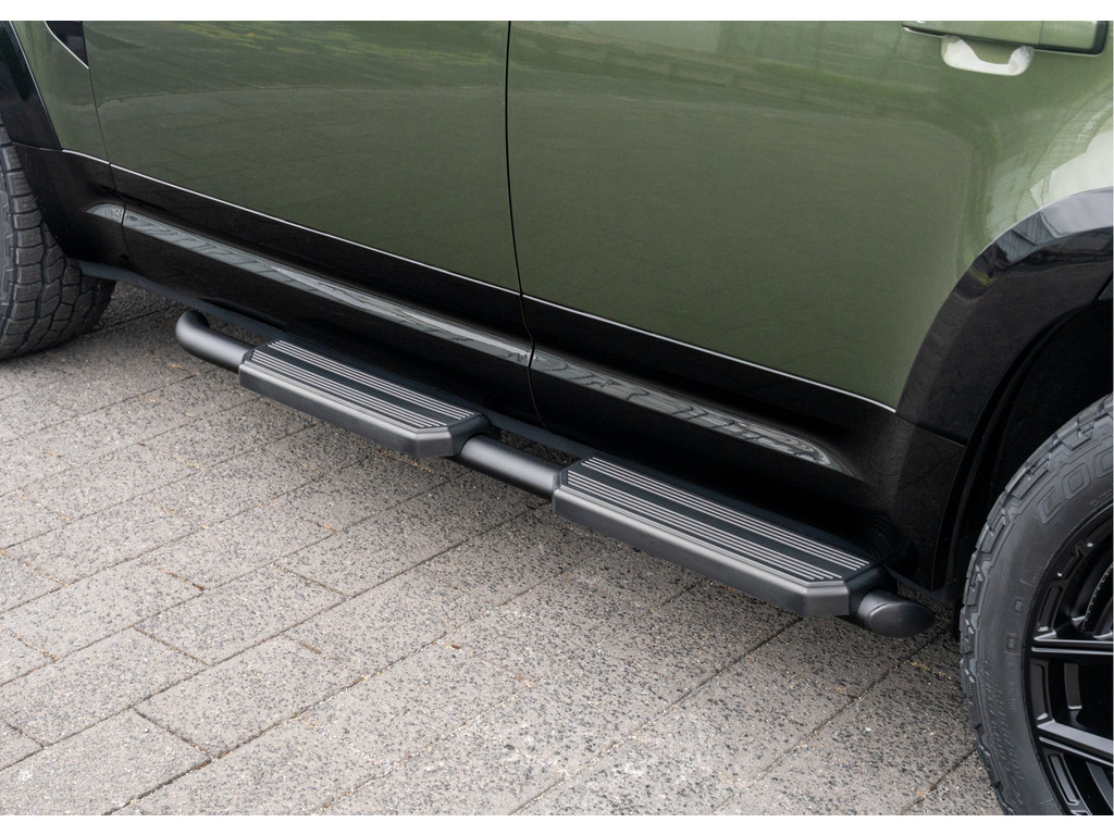 Land Rover Defender 110 P300e 110 X-Dynamic HSE - 49