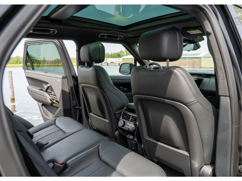 Land Rover Range Rover Sport P550e Autobiography - 16