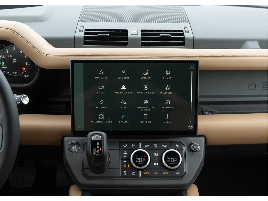 Land Rover Defender 110 P300e 110 X-Dynamic HSE - 30