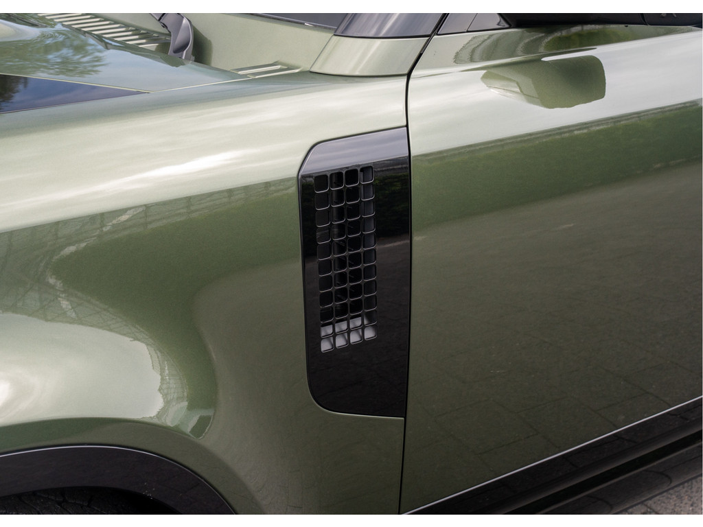 Land Rover Defender 110 P300e 110 X-Dynamic HSE - 43