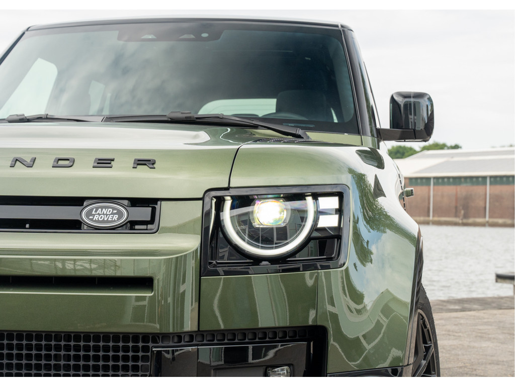Land Rover Defender 110 P300e 110 X-Dynamic HSE - 44