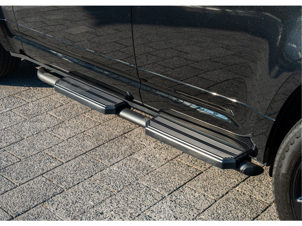 Land Rover Defender 110 P300e 110 X-Dynamic HSE - 44