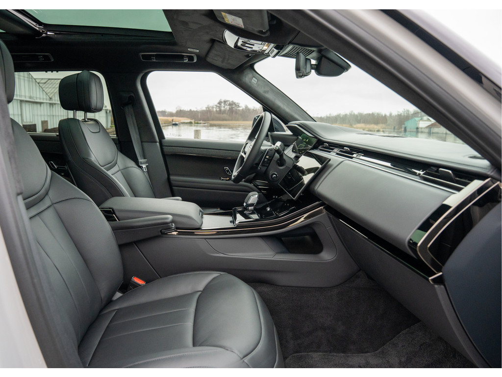 Land Rover Range Rover Sport P550e Autobiography - 16