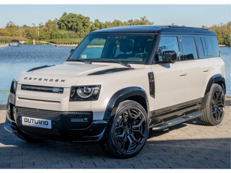 Land Rover Defender 110 P300e 110 X-Dynamic HSE