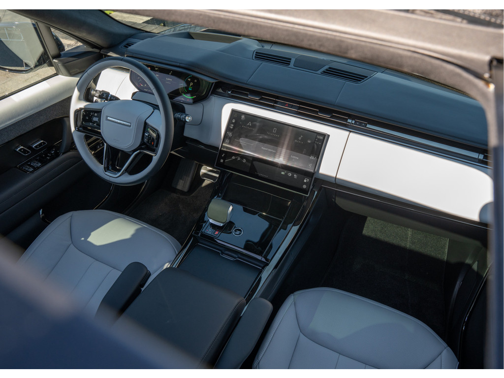 Land Rover Range Rover Sport P550e Autobiography - 11