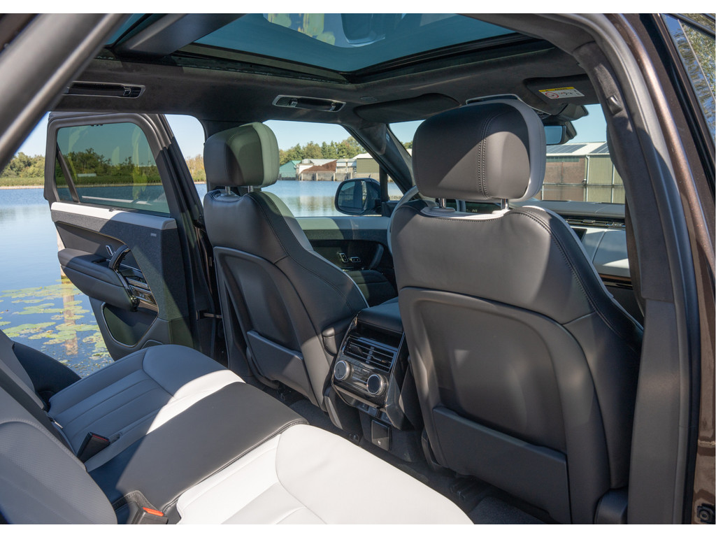 Land Rover Range Rover Sport P550e Autobiography - 17