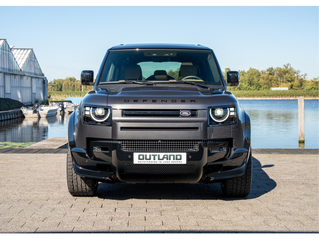 Land Rover Defender 110 P300e 110 X-Dynamic HSE - 40