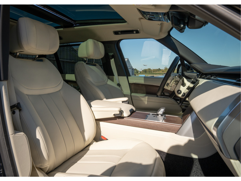 Land Rover Range Rover P460e LWB Autobiography - 13