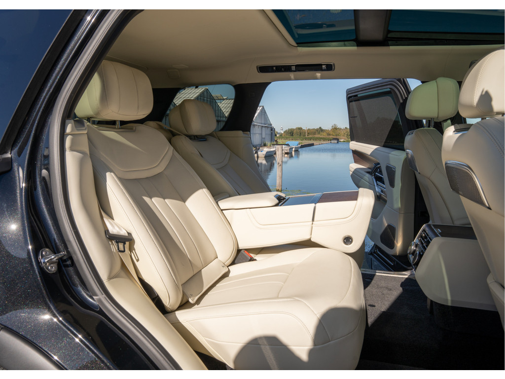 Land Rover Range Rover P460e LWB Autobiography - 18