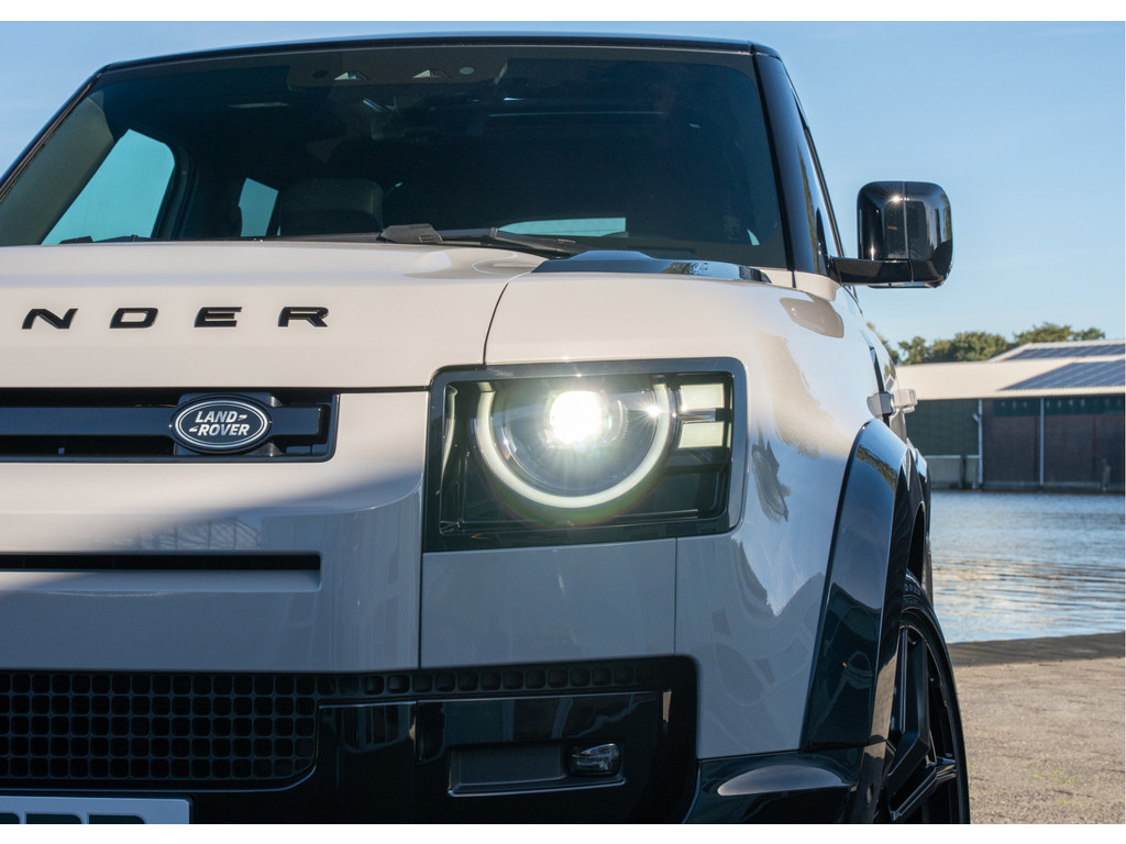 Land Rover Defender 110 P300e 110 X-Dynamic HSE - 45