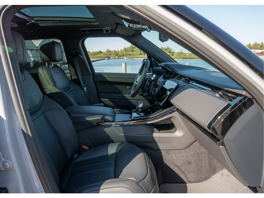 Land Rover Range Rover Sport P550e Autobiography - 13
